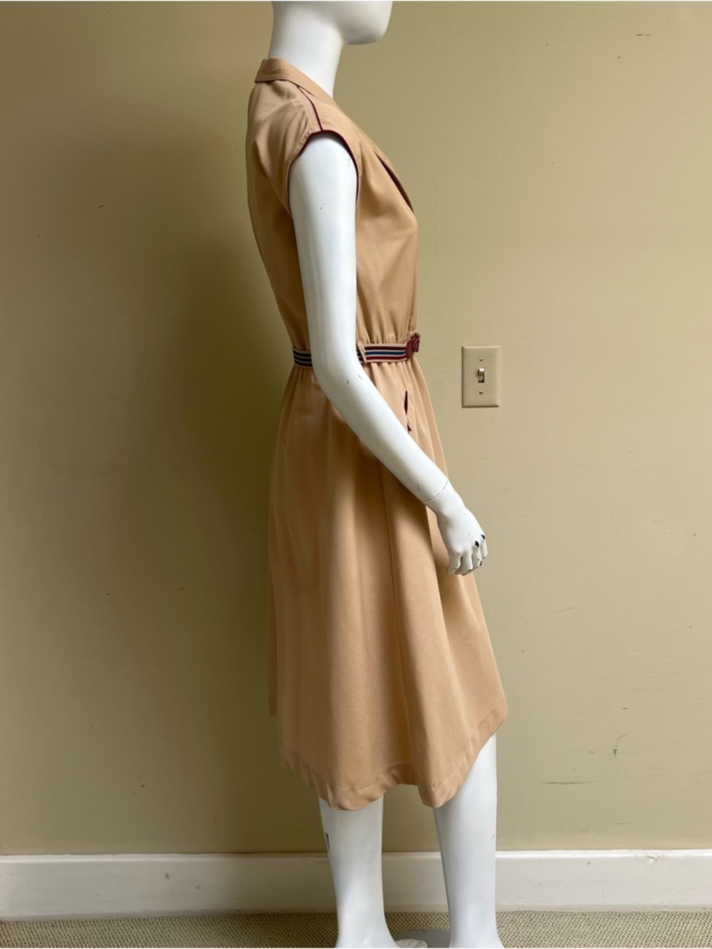 Vintage Sasson Khaki Dress - Picture 2 of 12
